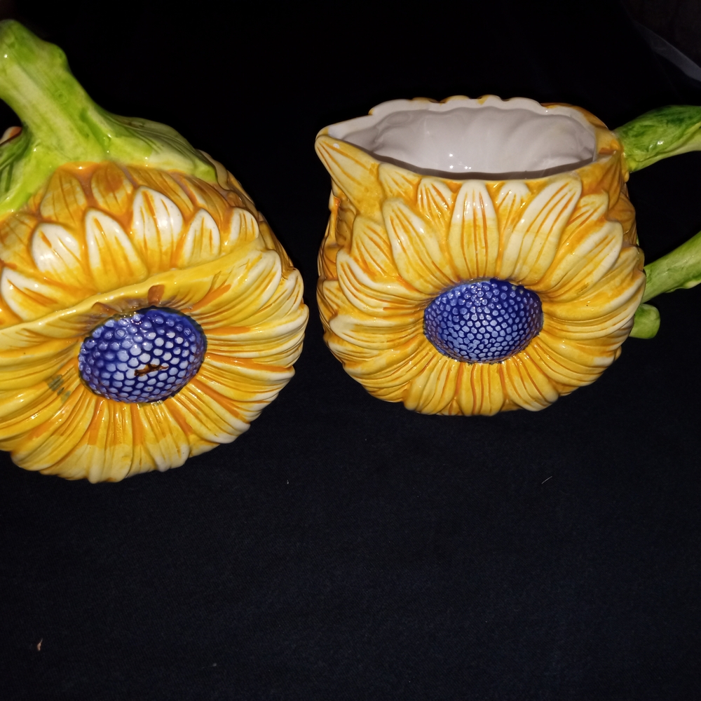Vintage Sunflower Ceramic Creamer and Sugar Set